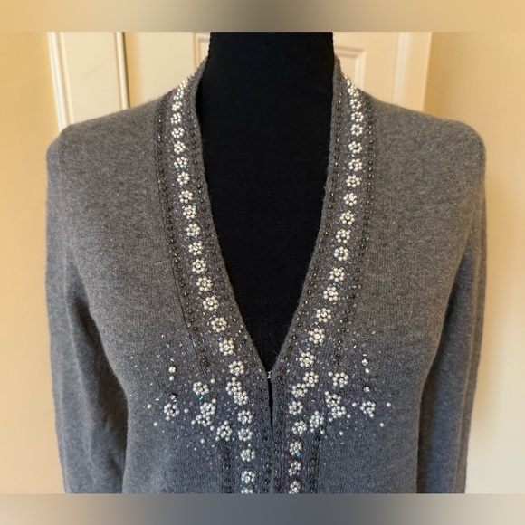 J. Crew Women's Sweater Size S Cardigan Beaded Floral 70574 Merino Angora Gray - Picture 2 of 14